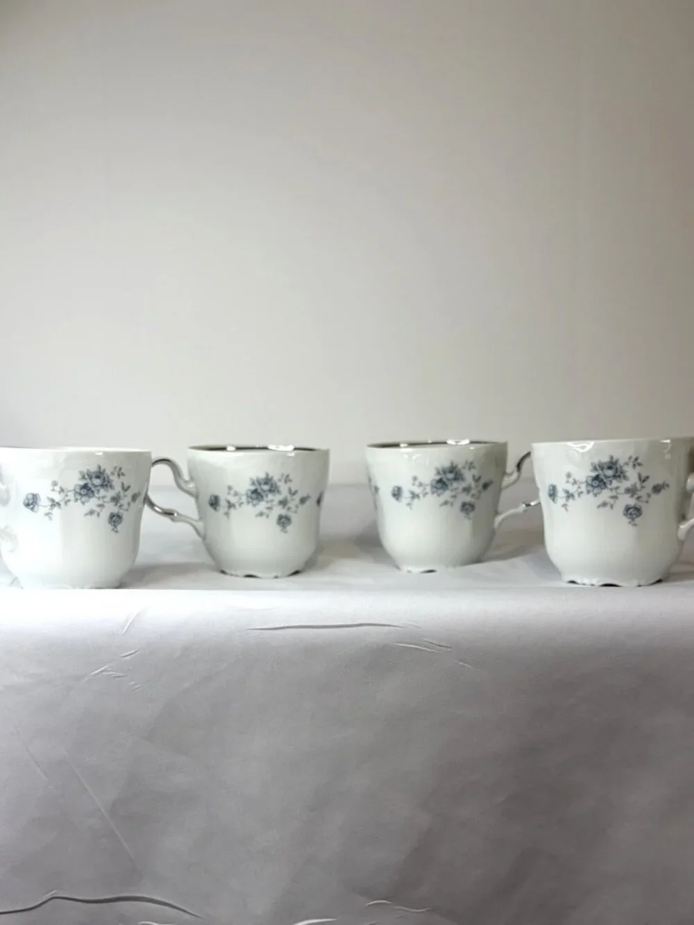 Vintage Johann Haviland‎ Blue Garland Cups Set of 4 Bavaria Germany Floral Tea